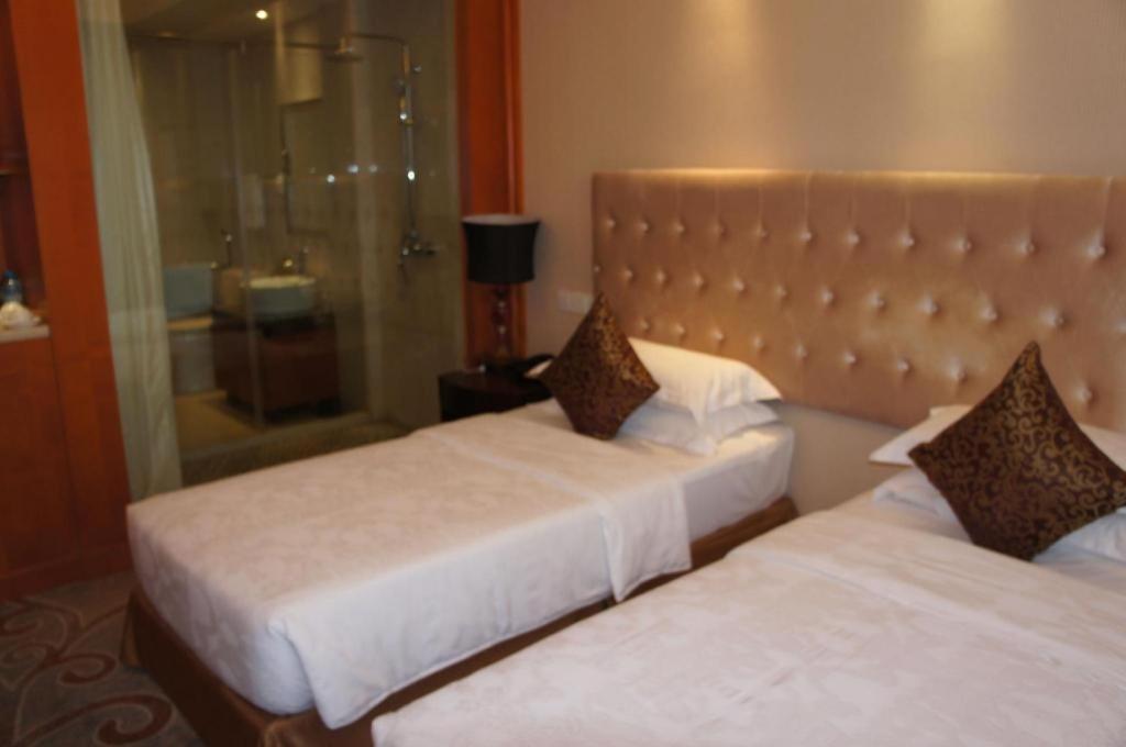 Dork Jumpa Hotel Vientiane Buitenkant foto