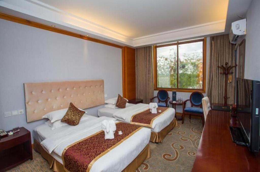 Dork Jumpa Hotel Vientiane Buitenkant foto