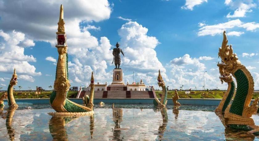 Dork Jumpa Hotel Vientiane Buitenkant foto