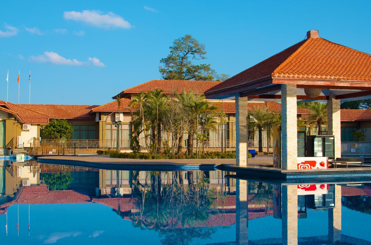 Dork Jumpa Hotel Vientiane Buitenkant foto